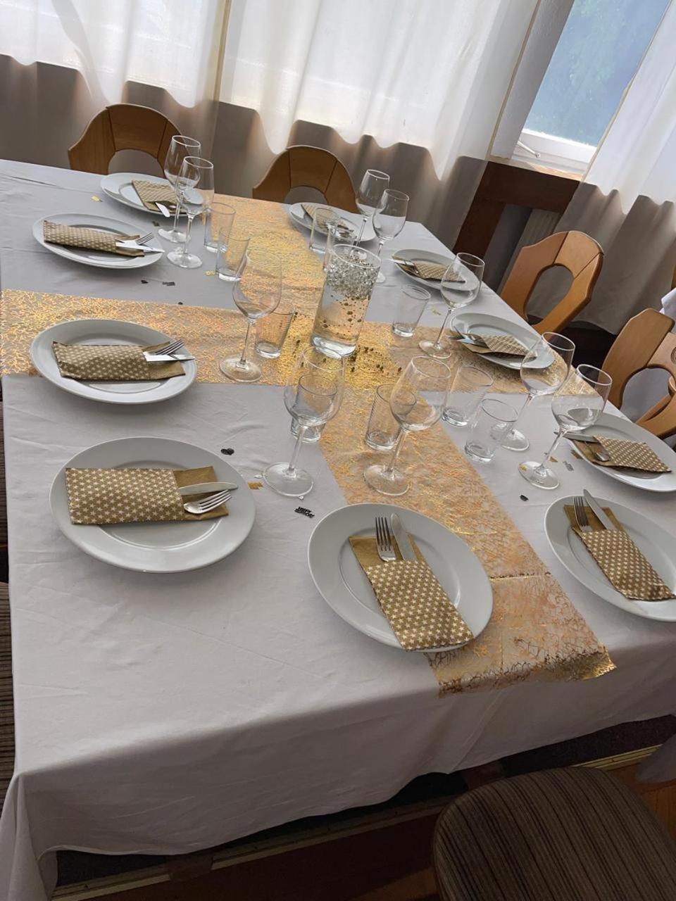 Hotel Wald Cafe Simbach am Inn Zewnętrze zdjęcie