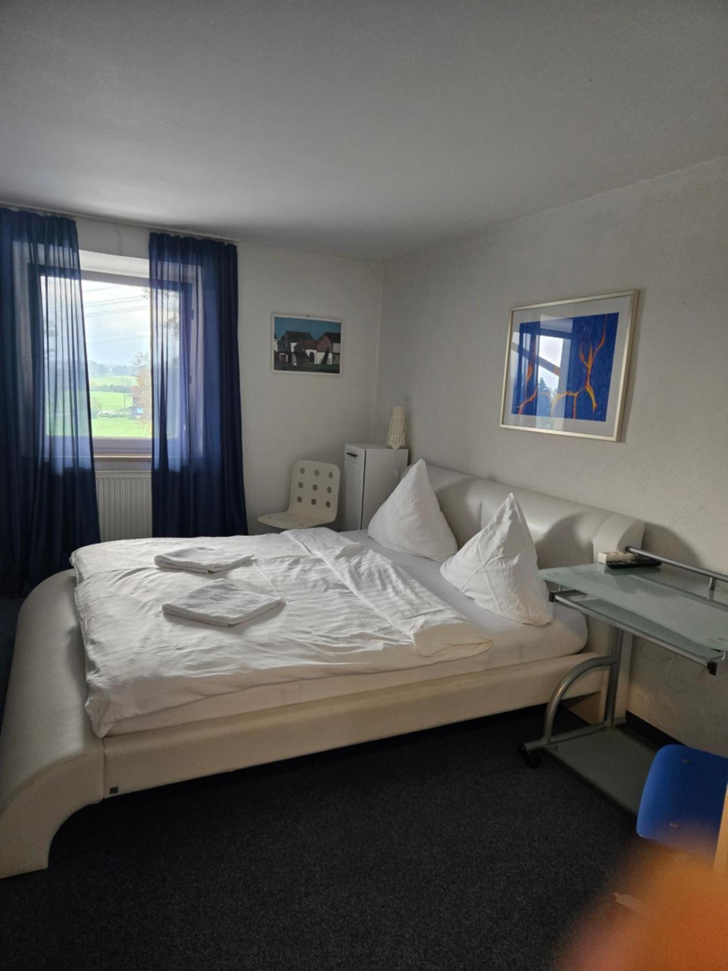 Hotel Wald Cafe Simbach am Inn Zewnętrze zdjęcie